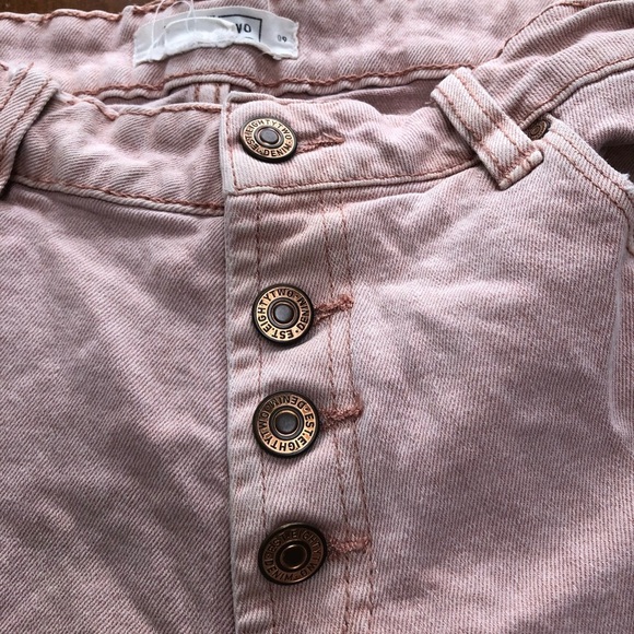 High Waist Pink Denim Shorts with Frayed Edges by EIGHTYTWO size 9 - preloved - Picture 2 of 8